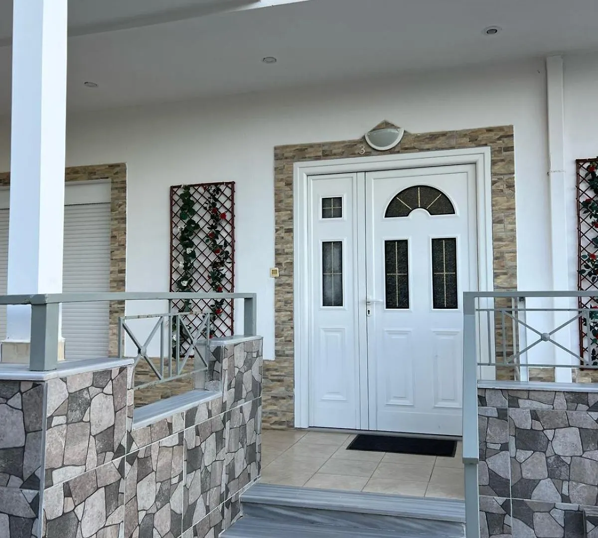 Villa Bella Ksamil 0*,  Albania
