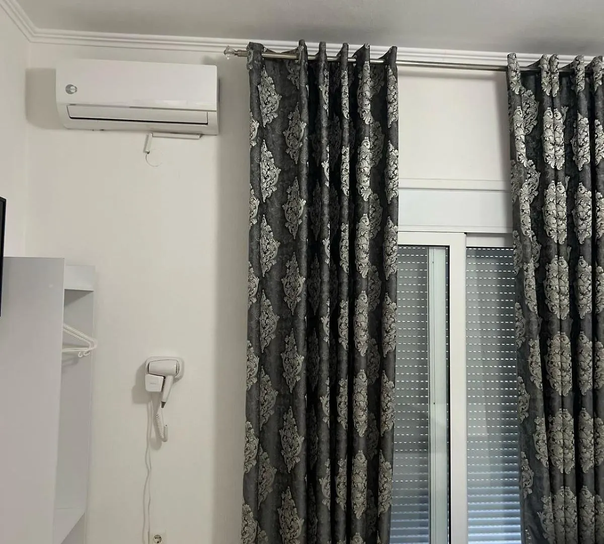Villa Bella Ksamil Guest house